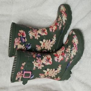 Floral Rainboots Size 7